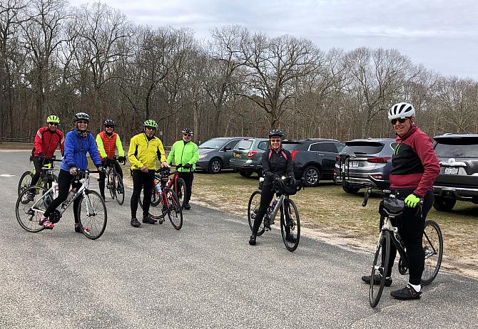 Bernie's South Haven Park to Manorville Ride