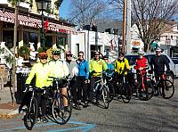 Meeting up with Jeff's ride at Beach Bakery